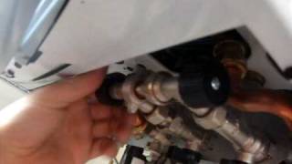 How to repressurise a boiler Baxi Duo Tec 40HE [upl. by Jude]