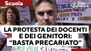 Protestano i docenti di sostegno va in scena il quotmercato dei titoliquot quotUn tfa spagnolo 6500 euroquot [upl. by Olodort]