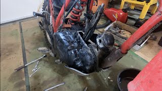 Rebuilding Honda XL250 Engine [upl. by Schmitz]