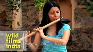 Nathalie plays Indian bamboo flute bansuri in G [upl. by Edith]