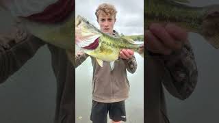 Guess the weight shorts viral fishing [upl. by Anairad]