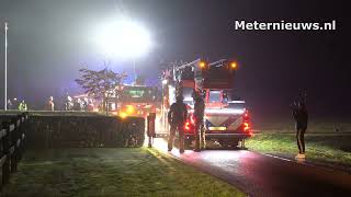 Veel witte rook bij woningbrand Smilde [upl. by Ellenehc]