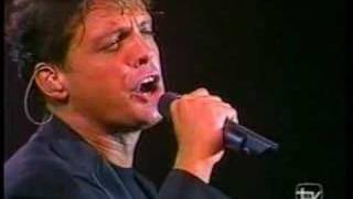 Luis MiguelEncadenados en vivo SantiagoChile 97 [upl. by Oijile419]