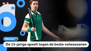 Thijs doet als jongste ooit mee aan groot tennistoernooi [upl. by Joash]