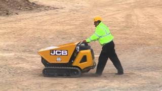 JCB 8008 minigraver en HTD5 dumpster [upl. by Eiramanig]