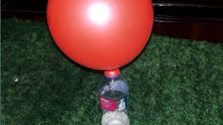 تجربة نفخ البالونات بالخل وبيكربونات الصوديومBaking Soda and Vinegar Balloon [upl. by Astra]