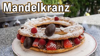 Mandelkranz mit SchokoladenNougatFüllung  Einfaches Backrezept bbqschwabe [upl. by Marlyn]