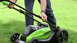 Gareth amp Dougs Review of the Greenworks 40V Lawnmower [upl. by Oicnedurp863]