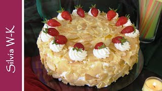 Flockentorte mit Erdbeeren  Erdbeertorte  ohne Gelatine [upl. by Letsyrc]