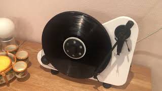 Project VTE BT vertical turntable playing music on Sonos [upl. by Laurent]