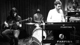 Klaus Johann Grobe «Schlaufen der Zukunft» live an der Zoo 4SpurSession 2015 [upl. by Iviv]