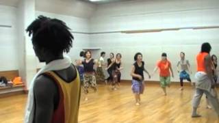 Cours de danse africaine à Tokyo par Konan Kouakou David african dance workshop [upl. by Golanka]