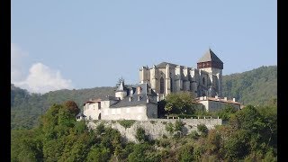 Sur la Route de Saint Bertrand de Comminges [upl. by Alenairam]