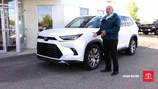 2024 TOYOTA HIGHLANDER HYBRID XLE AWD  InDepth Review  Is It Worth Buying [upl. by Anniroc]