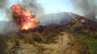 Bomberos Mijas Incendio Forestal rodea a los Bomberos en Cerrado del Aguila Agosto2014 by Lolo [upl. by Mcgrody]