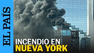 NUEVA YORK  Incendio en Hudson Yards  EL PAÍS [upl. by Analim]