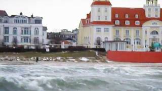 Ostseebad Binz auf Rügen bei stürmischen Wetter [upl. by Okin913]