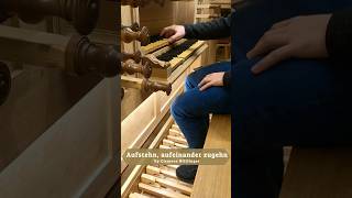 Clemens Bittlinger  Auftshen aufeinander zugehn  Corus amp Vers organ organist music [upl. by Hootman850]