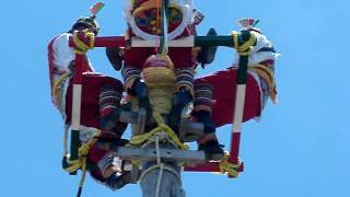 Los Voladores de Papantla  Dance of Papantlas flyers Part I [upl. by Caputto]