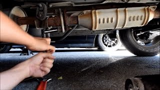 Muffler delete on a Honda Element [upl. by Lord928]