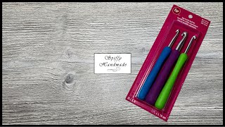 Boye ergonomic Crochet Hook Set Review [upl. by Adlare]