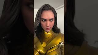 WONDER WOMAN JND STUDIOS Gal Gadot escala 13 [upl. by Swagerty]