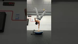 Wholesome lil gym moment🥹 calisthenics gym bosuball handstanding [upl. by Matlick9]