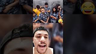 Na vida eu sou o de amarelo kkkk funny viralvideo risada maisviews [upl. by Sue]