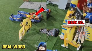 Ravindra Jadeja Pranks Dhoni and CSK fans on MS Dhoni entry in CSK vs KKR Match [upl. by Clie603]