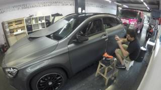 Vinilando un Mercedes GLA en Gris Antracita Mate Parte 1  Car Wrapping by Pronto Rotulo [upl. by Kcinemod]