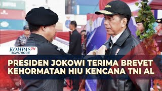 Presiden Jokowi Terima Brevet Kehormatan Hiu Kencana TNI AL Apa Artinya [upl. by Nelson]