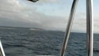 Boston Whaler Guardian 22 with twin Mercury 150 XR6s running at speed [upl. by Eelrehpotsirhc]