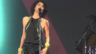 Giorgia  Gocce di memoria Live  Palapartenope  Napoli FULL HD  20052014 [upl. by Ater940]