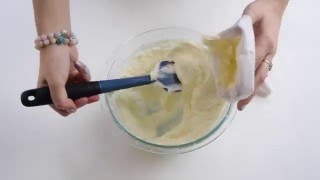 1 Step Easy amp Delicious Cream Cheese Frosting Recipe [upl. by Adnic]