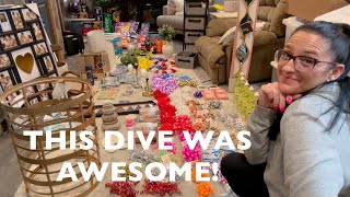 DUMPSTER DIVIN HUGE HOME DECOR SCORE amp A MASSIVE DONATION [upl. by Aizek]