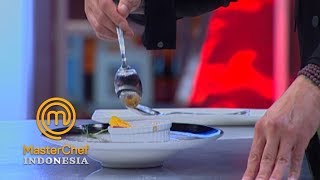 MASTERCHEF INDONESIA  Fiki Justru Berikan Kejutan Dengan Hidangannya  Gallery 4  24 Maret 2019 [upl. by Llyrad696]