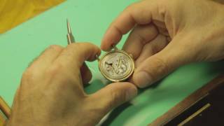 Tutoriel Horlogerie  Comment désarmer un mouvement [upl. by Aivan]