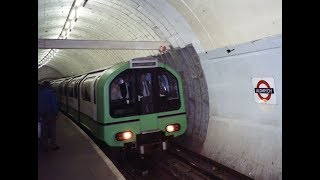 OpenBVE Gameplay 5  London Underground 1986 tube stock to Aldwych [upl. by Trebliw]