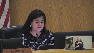 Emotions run high on final meeting for outgoing HISD board superintendent [upl. by Blackburn]