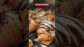 Doğal Yeşil Fırın Adana Meyveli Kruvasan food dessert cake bakery pasta tatlı kruvasan [upl. by Jemena]