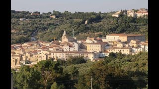 LARINO  Campobasso   IL CENTRO STORICO  Viaggio nella citta Antica [upl. by Nnaeinahpets285]