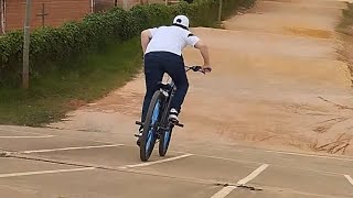 COMO PONERLE LOS PITILLOS A TU BICICLETA CON FORMAS  WILDERBIKELIFE 👏🏼🔥Mi primer video [upl. by Akayas]