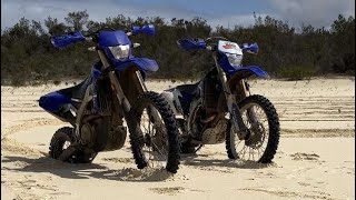 WR450F and WR250F Rip around on sand dunes [upl. by Ys]