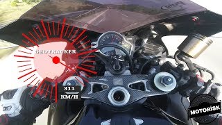 Turbo GSXR 1000 vs CBR 1000RR [upl. by Nevada218]