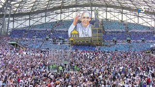 Visite du pape François à Marseille  la messe au Stade Vélodrome [upl. by Diamante]