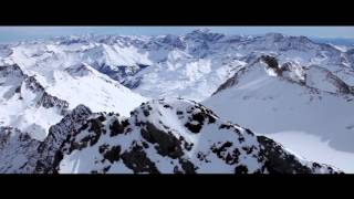 Snowboarding amp Skiing in Cauterets Ski Resort French Pyrenees  Erna Low Ski Holidays [upl. by Vokay432]