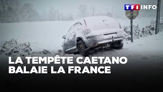 Alerte neige verglas et vent  la tempête Caetano balaie la France [upl. by Lamag]