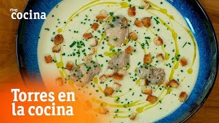 Cómo hacer crema de coliflor  Torres en la Cocina  RTVE Cocina [upl. by Meensat998]