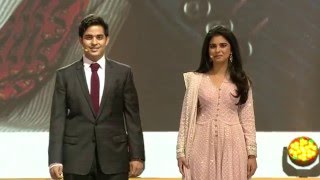 Akash amp Isha Ambani inaugurating Reliance Jio event [upl. by Lekcim]