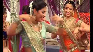 Akshara Dances To ‘Saajan Ji Ghar Aaye’ On RASHMI’S WEDDING [upl. by Eladnar]